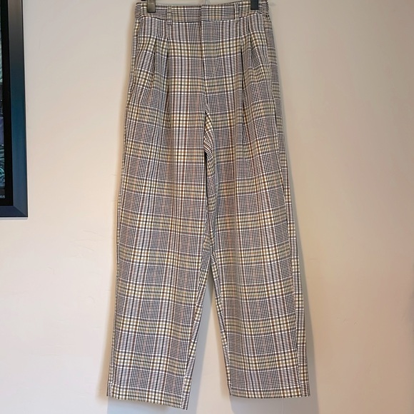 Urban Outfitters Arlo Pleated Pants - Picture 2 of 8